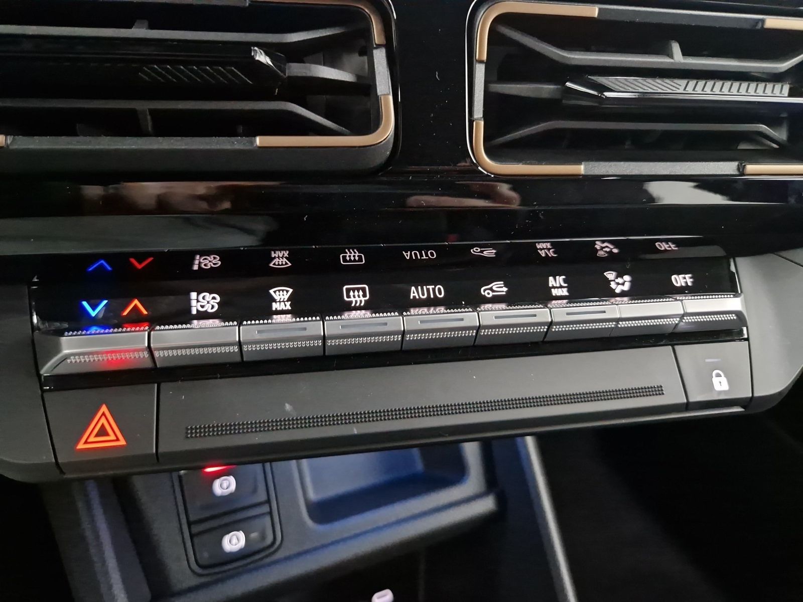 RENAULT R 4 E-Tech Techno plein sud 150 Comfort Range – Bild 18