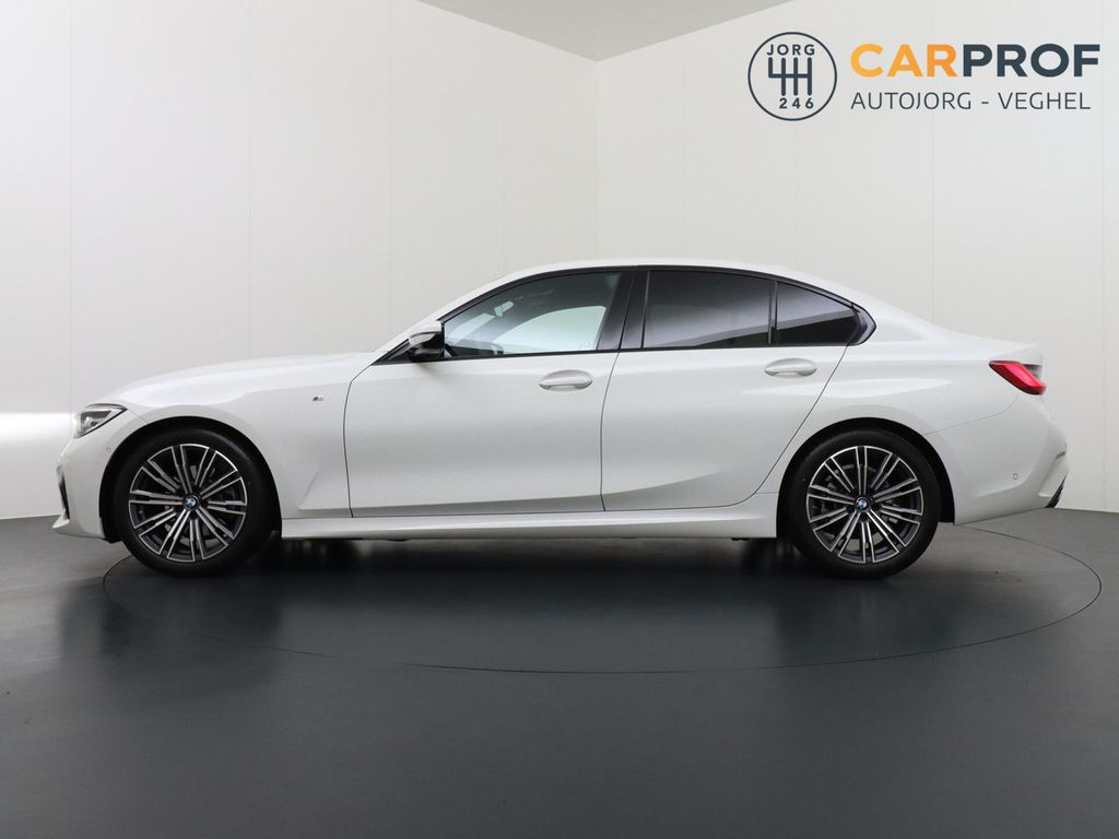 BMW 320 3-serie 320i High Executive M-pack | kamera