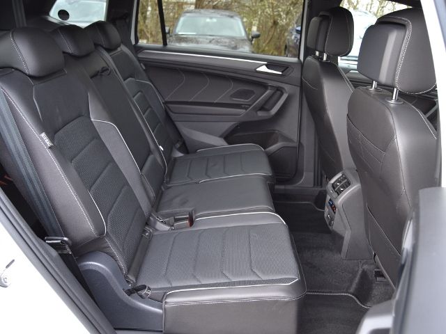 Tiguan Allspace 2.0 TSI 4M DSG R-Line 7-SITZER/A