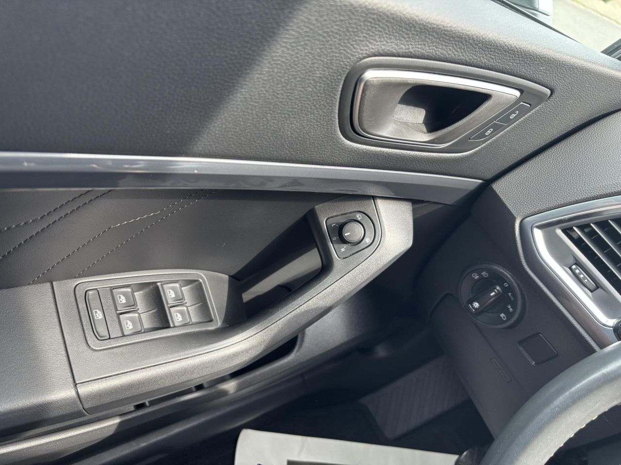 SEAT Ateca 2.0 TDI Style AHK Navi Rückfahrkamera