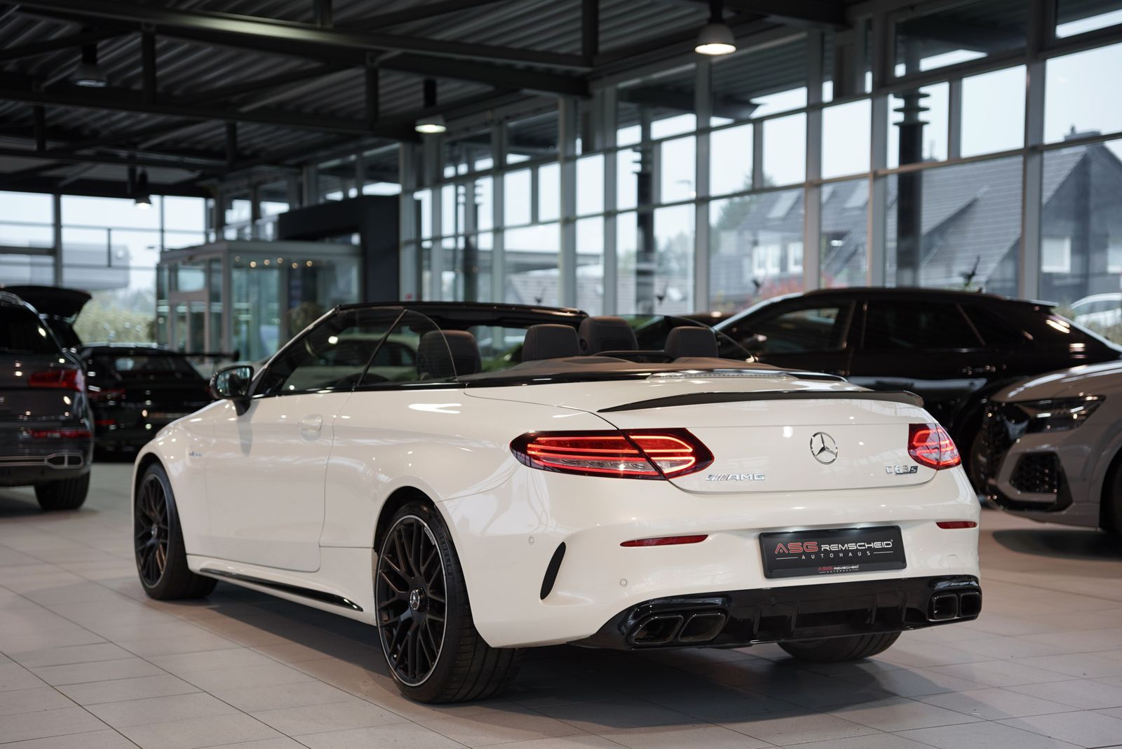 Mercedes Benz C 63 Amg