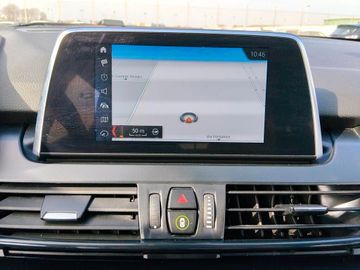 BMW 220 Gran Tourer - 12