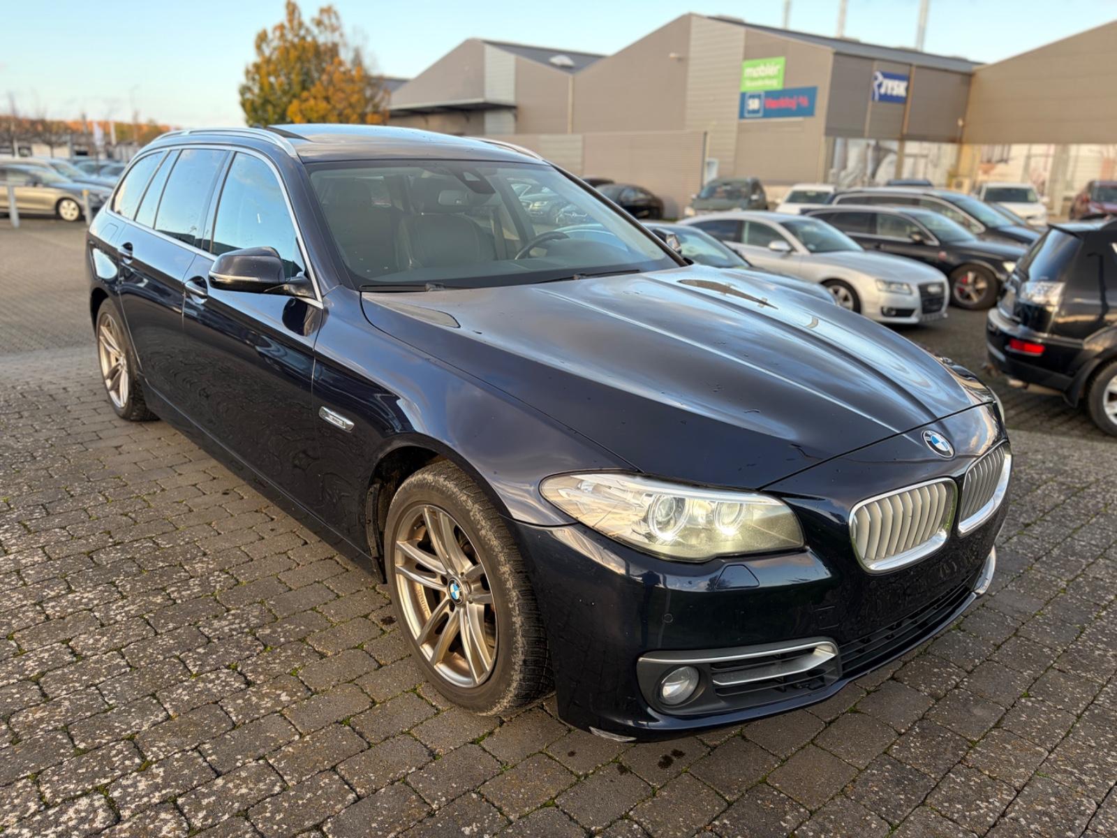 BMW 530 2013 — rear view