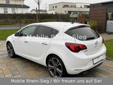Opel Astra J Lim. 5-Tg. Innov. 2.0 CDTI *Navi*Xenon* - Opel Astra mit Diesel-Antrieb: 2.0