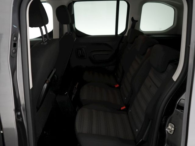 Combo-e Life E ULTIMATE XL 50kWH 7-SITZER+RÜCKFA