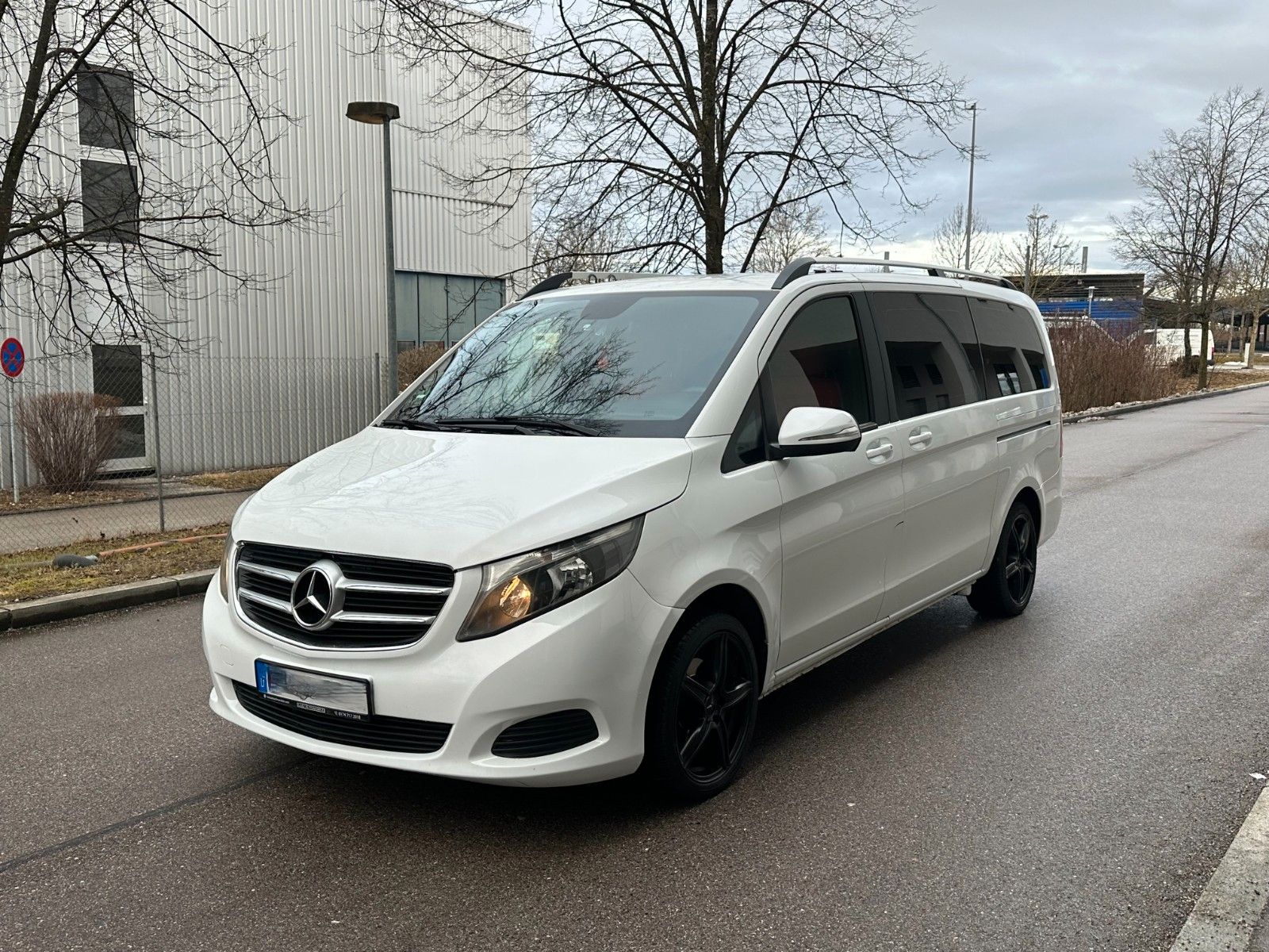 MERCEDES-BENZ V220 CDI BT/d lang  *VIP*8-Sitze*Tüv04/27