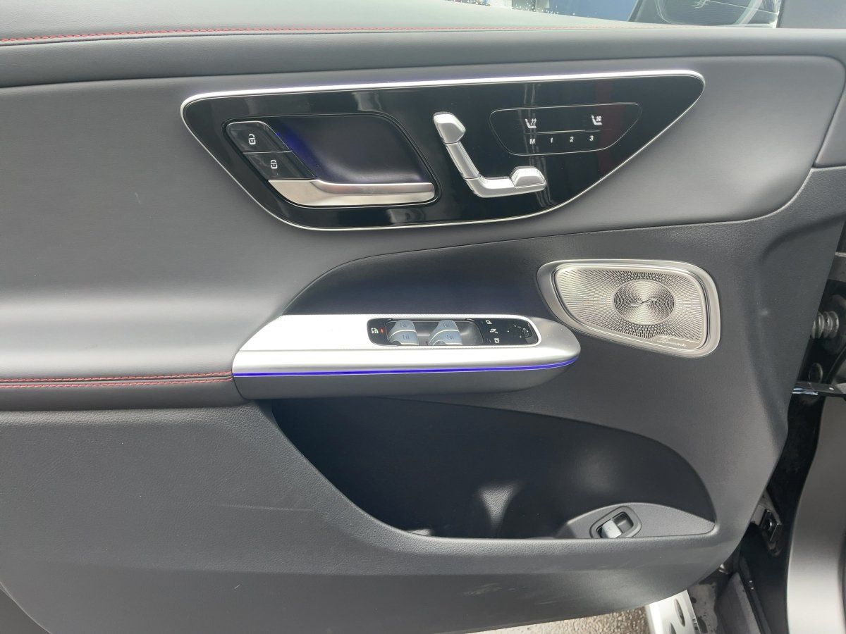 Fahrzeugabbildung Mercedes-Benz GLC 43 4M AMG/Night-II/Pano/360°/HuD/AHK