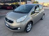 Kia Venga 1.4 CVVT Cool Unipro 2012 - Kia Venga aus 2012 mit Benzin-Antrieb: Kleinbus