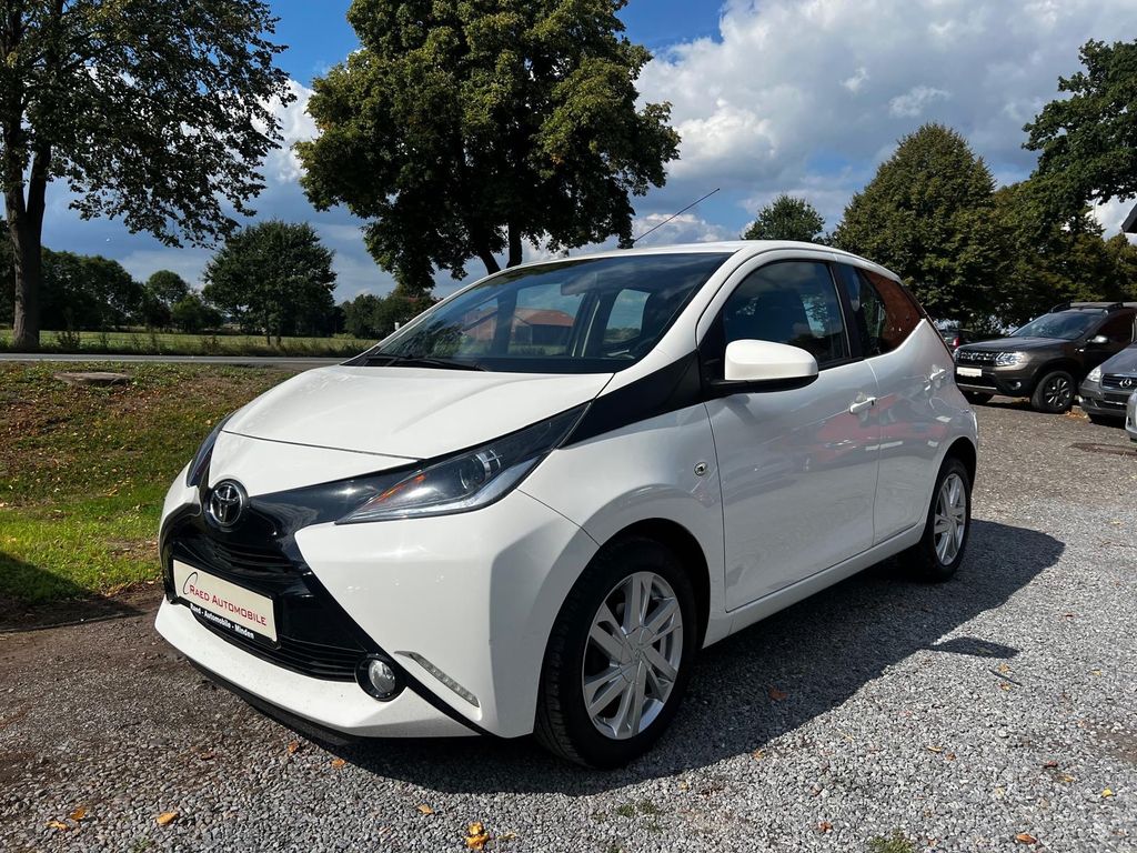 Image of Toyota Aygo (X)