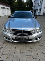 Mercedes-Benz E 250 CDI 4MATIC BlueEFF. AVANTG. Autom. AVA...