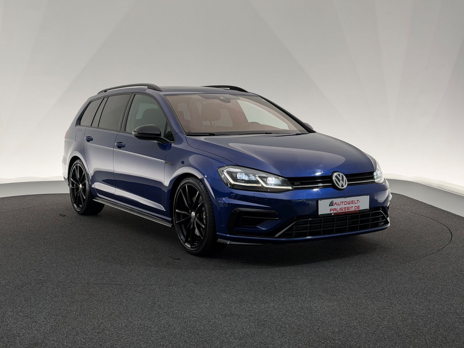 Gebrauchtwagen Volkswagen Golf Golf VII Var. 2.0 TSI 4Mo*R*LED-PANO-ACC-DYNAUDI in Horb am Neckar