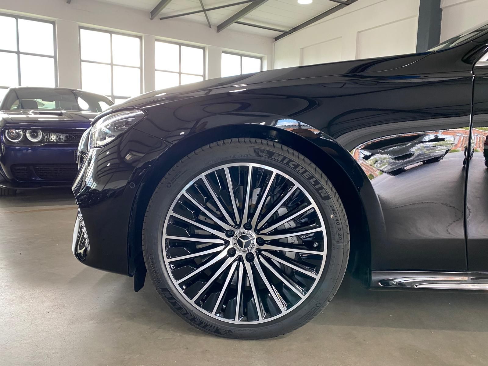 Fahrzeugabbildung Mercedes-Benz E 300 de T AMG Exclusiv/HUD/DIS/´20/AHK/