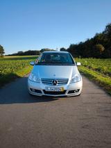 Mercedes-Benz A 160 AVANTGARDE BlueEFFICIENCY AVANTGARDE - Mercedes-Benz A 160 in Duisburg