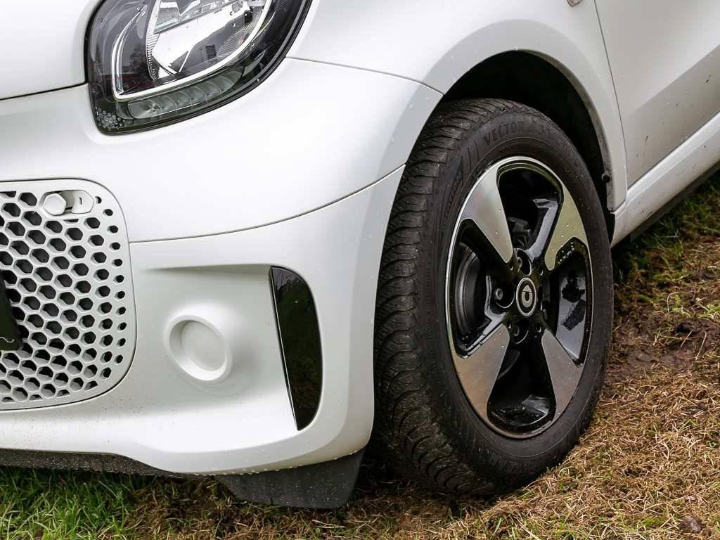 Smart ForTwo EQ PREMIUM White Moon LAST ONE Kamera