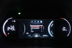 Fahrzeugabbildung Kia e-Soul Spirit Leder CAM LED NAVI SHZ PDC HUD uvm