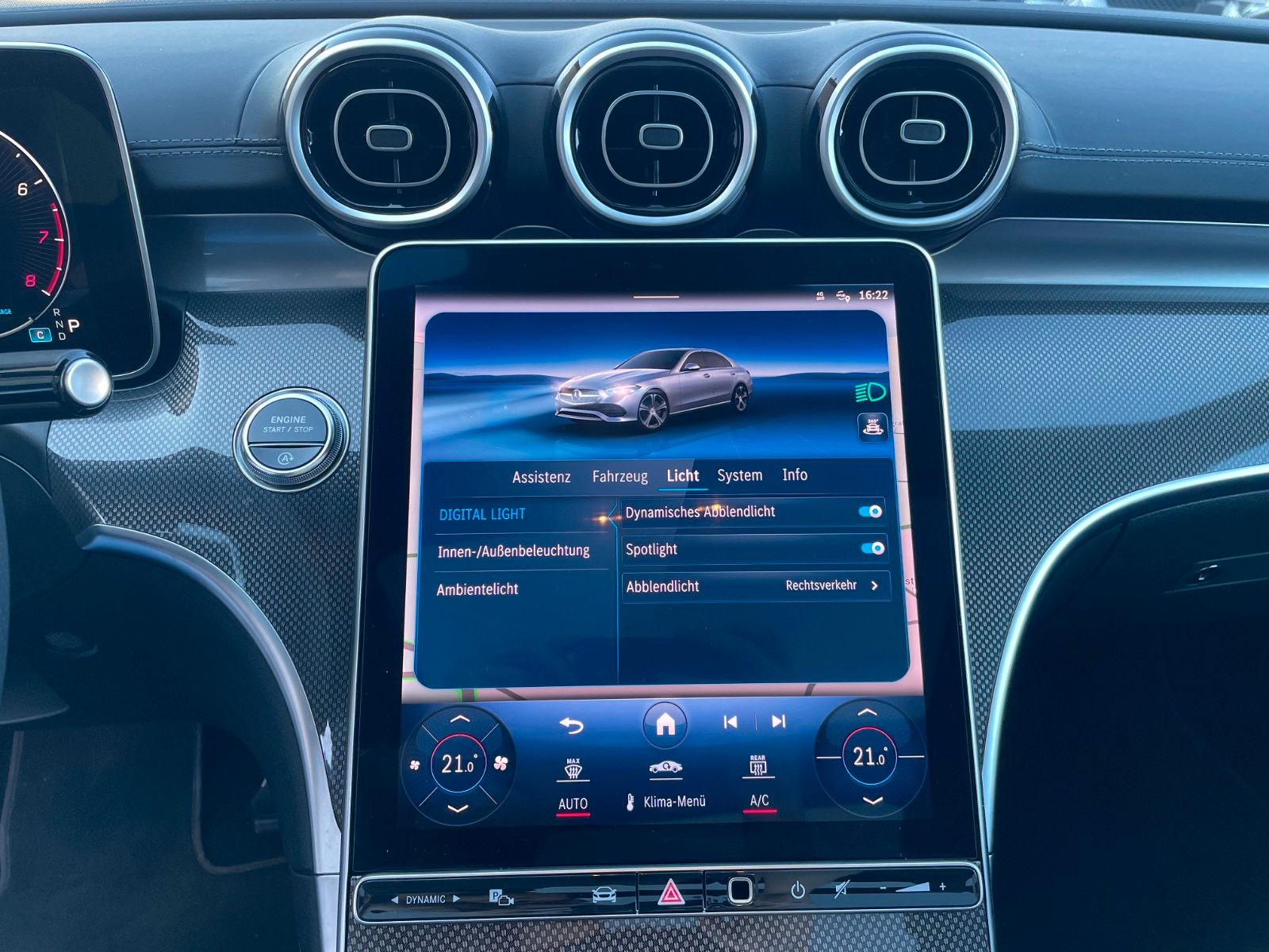 Fahrzeugabbildung Mercedes-Benz C 300 4M AMG Burm+Memory+Digital+Pano+360°+Distr