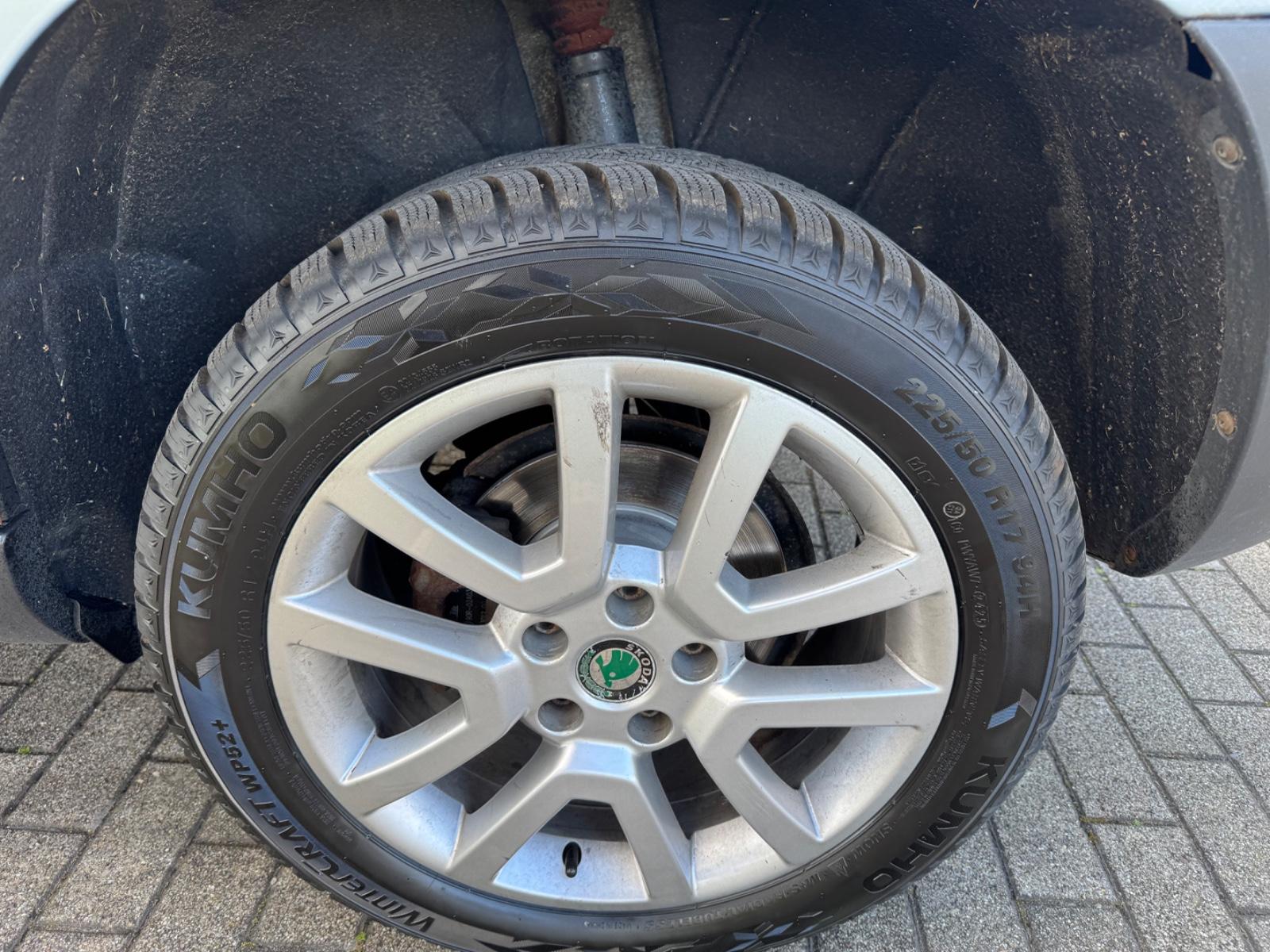 Skoda Yeti 1.8 TSI 160 ch Ambition Plus Edition - 4x4  • Bi-Xénon • Attelage