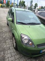 Ford Fiesta 1,3 51 kW Ambiente Ambiente - Ford Fiesta aus 2006: Ambiente
