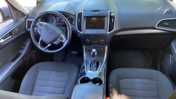Ford Galaxy - 8