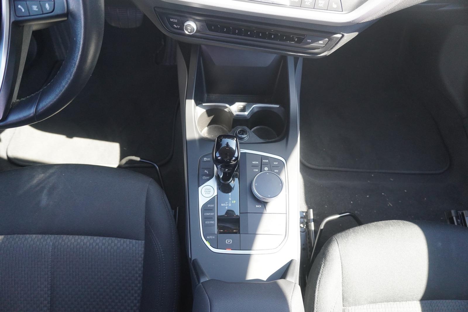 BMW 118 i Advantage LED Navi Sitzheizung Kamera, миниатюра 12