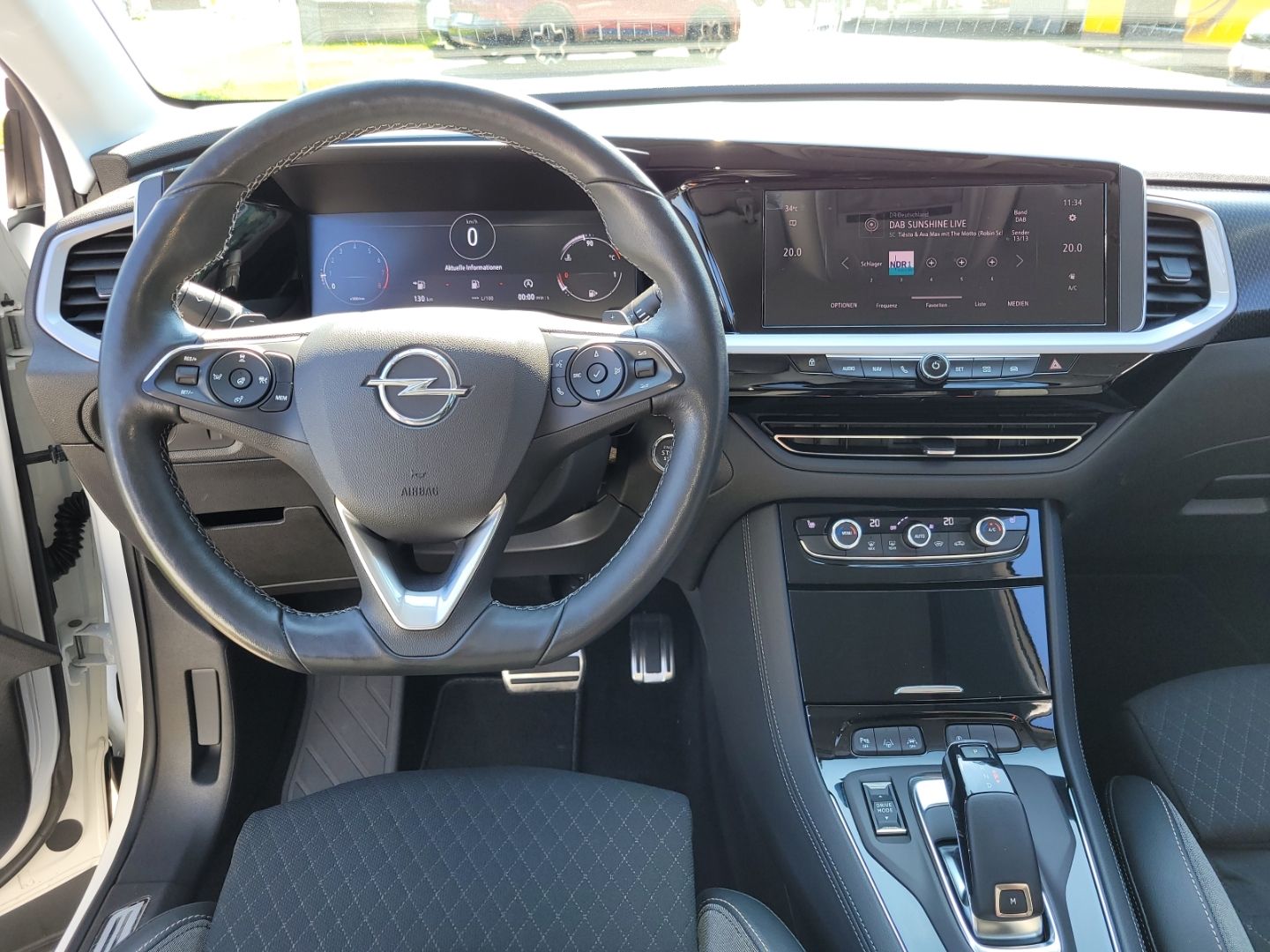 Fahrzeugabbildung Opel Grandland GS Line mit SHZ+LHZ+Kamera+AHK