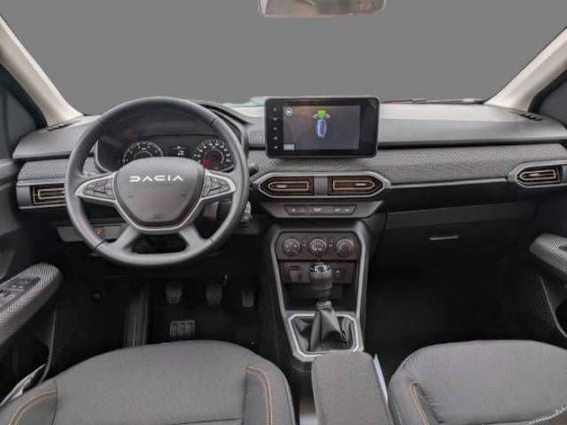 Fahrzeugabbildung Dacia Sandero Stepway Extreme TCe 110