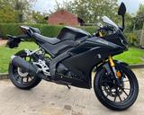 Yamaha YZF-R125 - YAMAHA SCHWARZ YZF R 125