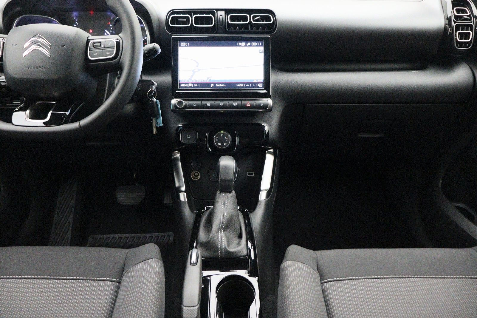 Fahrzeugabbildung Citroën C3 1.2 Aircross Plus NAVI LED DAB