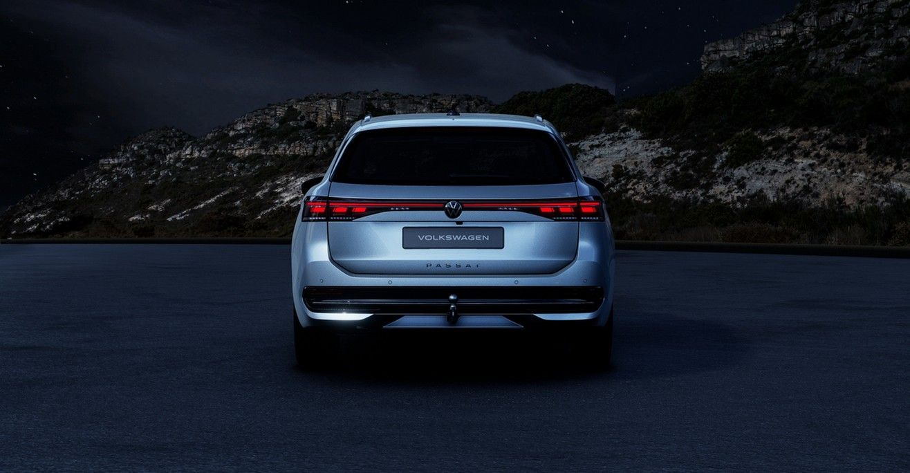 Fahrzeugabbildung Volkswagen Passat Variant 2.0 TDI DSG Elegance MATRIX AHK
