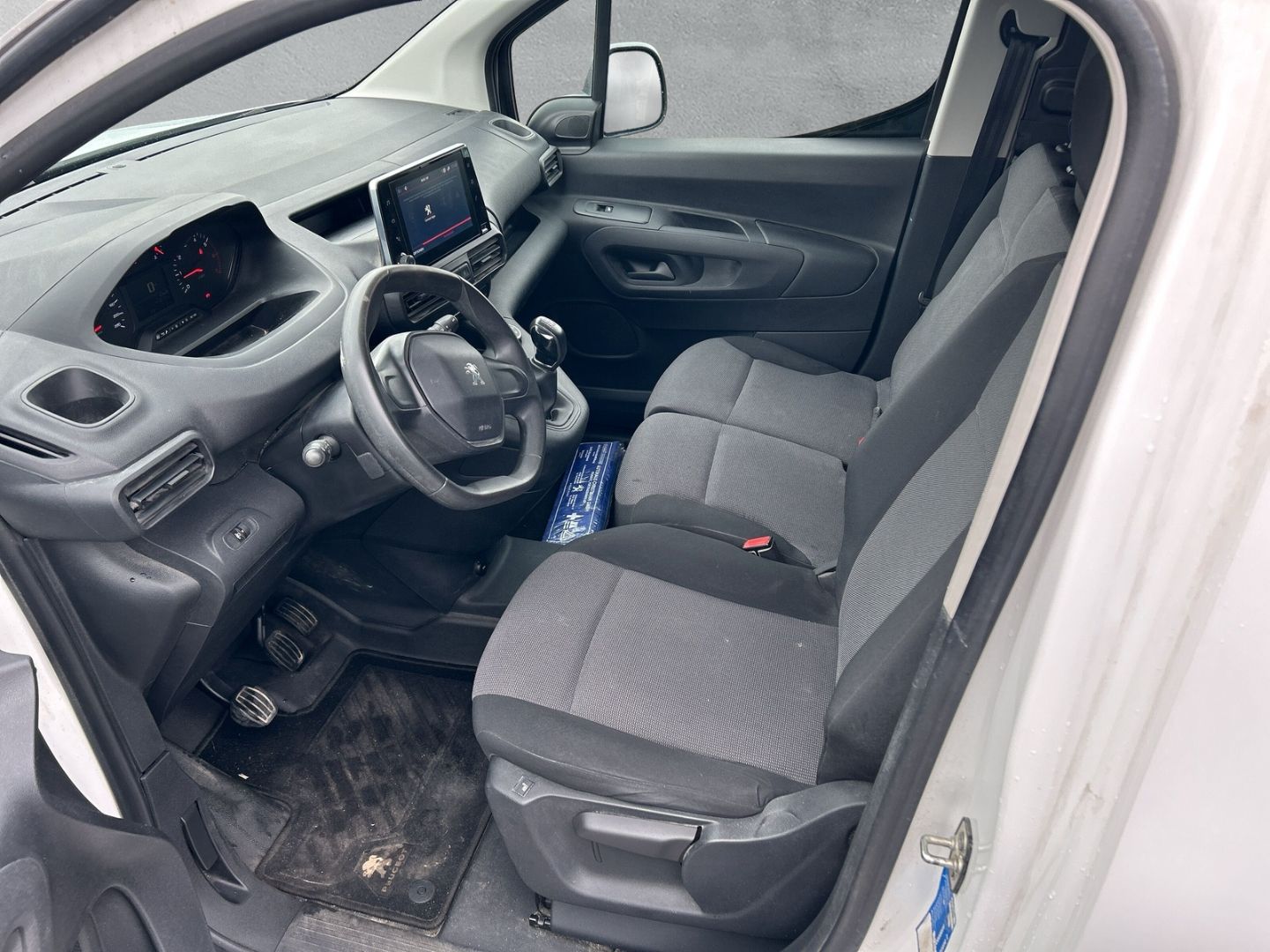 Fahrzeugabbildung Peugeot Partner Grip L2 1.6 BlueHDi *Sitzheizung*Einpark