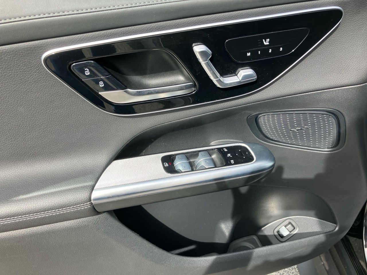 Fahrzeugabbildung Mercedes-Benz GLC 220 d 4M AMG AHK Distronic Memory 360° 19''