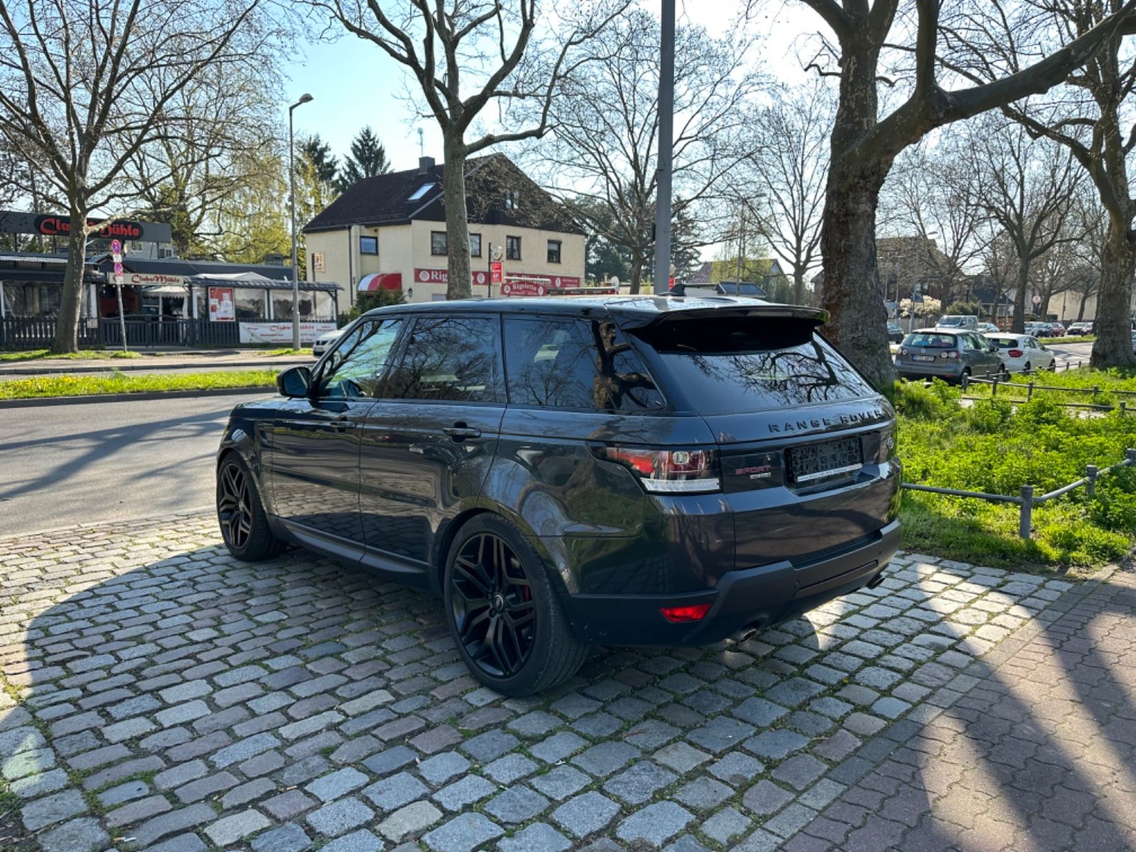 Fahrzeugabbildung Land Rover Range Rover Sport 4.4 Dynamic*Lenk.Hz*Stealth*