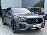 Volkswagen Touareg R-Line 4Motion BlackPaket/PANO/Dyau/VOLL - gebrauchte VW Touareg aus dem Jahr 2018