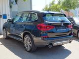 BMW X3 xDrive20d Aut Luxury Line Navi Leder LED Pano - BMW X3 Gebrauchtwagen in München