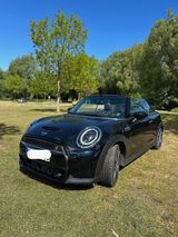 MINI Cooper S Cabrio Yours Trim, Premium Plus Paket - MINI Cooper S Cabrio in Hamburg