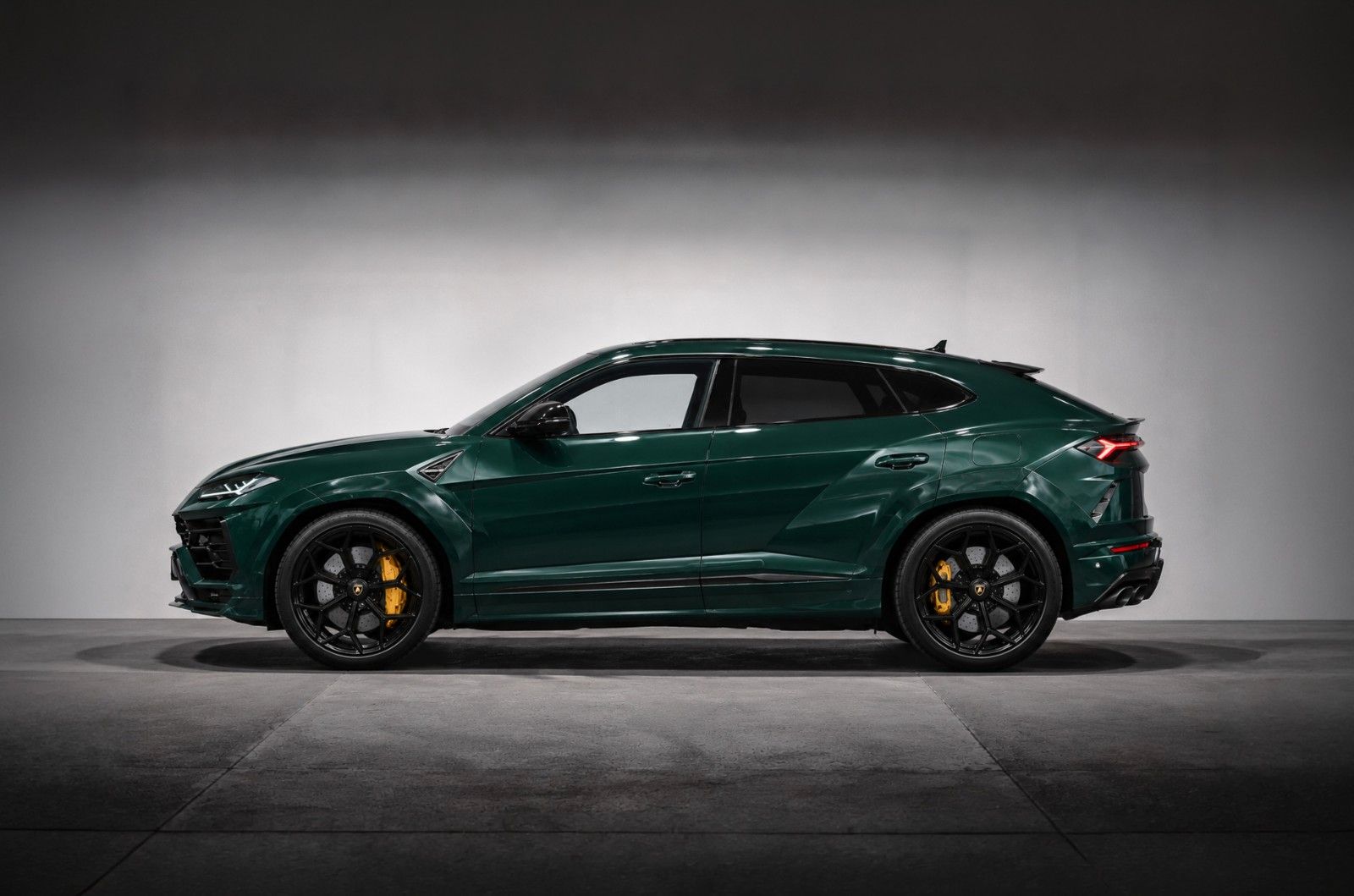 Lamborghini Urus 4.0 V8 NOVITEC 2021
