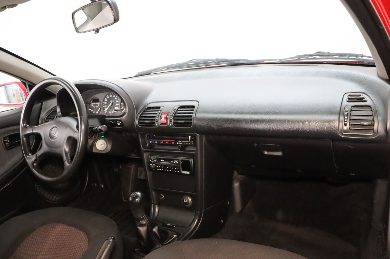 Fahrzeugabbildung Mazda MX-3 1.6 16V * Schiebedach * 1.Hand