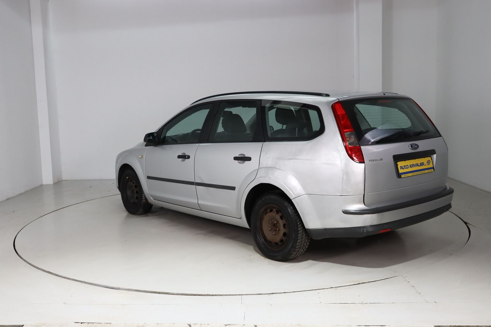 Fahrzeugabbildung Ford Focus 1.6 Ambiente HU/AU 05.26