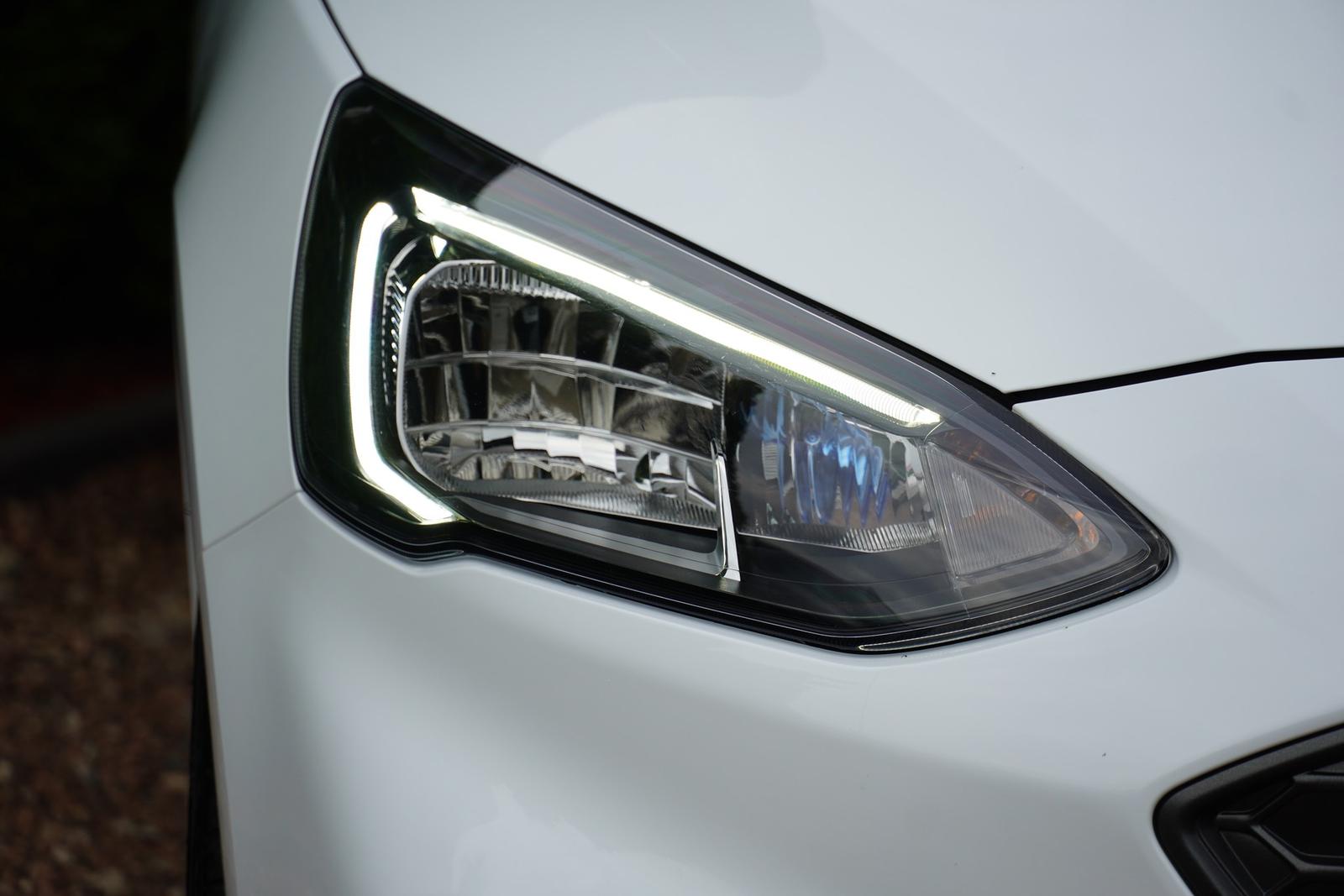 Ford Focus Turnier 2.3 EcoBoost ST LED Navi DAB PDC