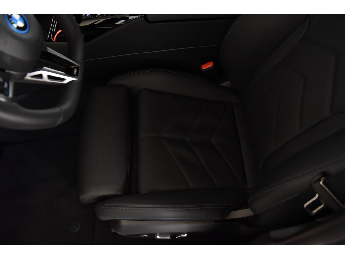 BMW i5 xDrive 40 M Sport Anhängerkupplung Bowers & W foto 13
