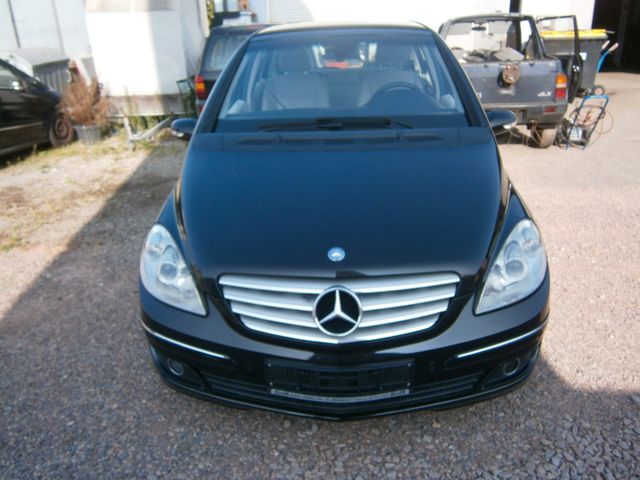 Mercedes-Benz B -Klasse VFW+ 1 Besitzer