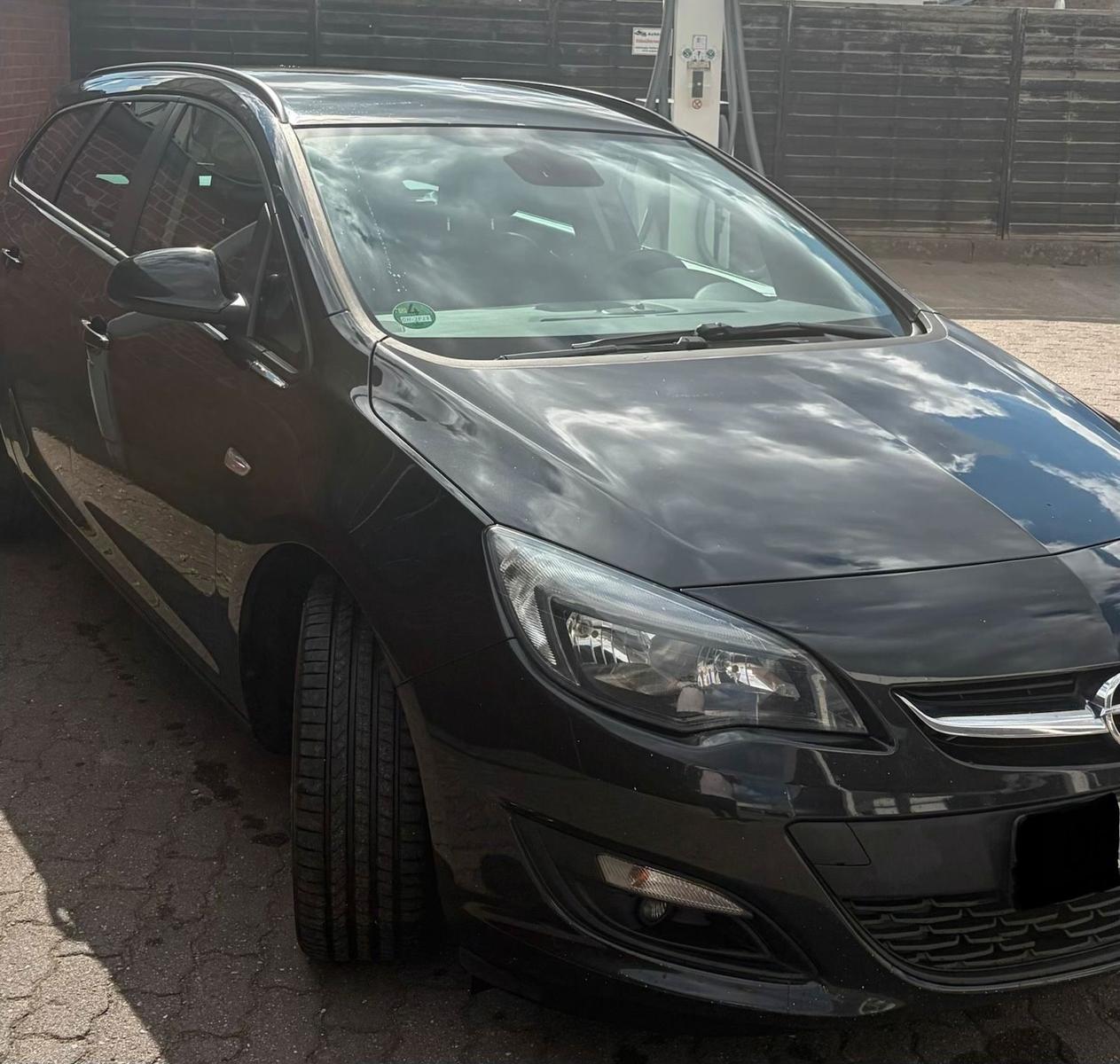 Opel Astra 2015 — engine 136 HP (100kW)