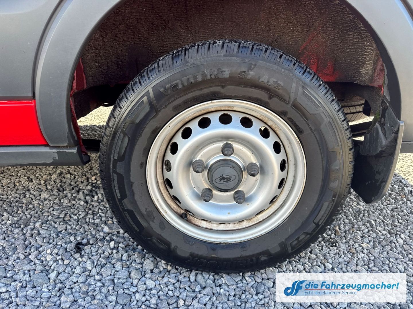 Fahrzeugabbildung Ford Transit Kombi 350 L3 2.2 TDCi DPF *3250