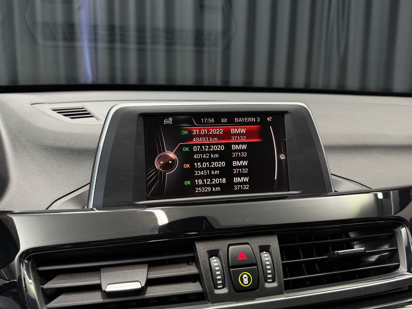Fahrzeugabbildung BMW X1 xDrive 20 d xLine|AHK|PANO|PDC|NAVI|AUTOMATIK