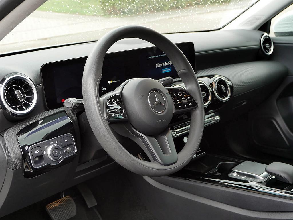 Mercedes-Benz A 250 e 360-GRAD-KAMERA LED AHK RÜCKFAHRKAMERA