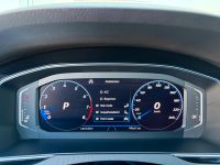 Volkswagen Passat Var. 2.0 TSI DSG 4M R-Line STDHZ PANO AHK bei Autohaus Landmann & Maier OHG