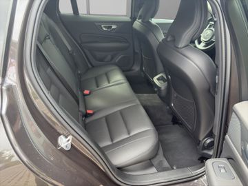 Volvo V60 Kombi Core