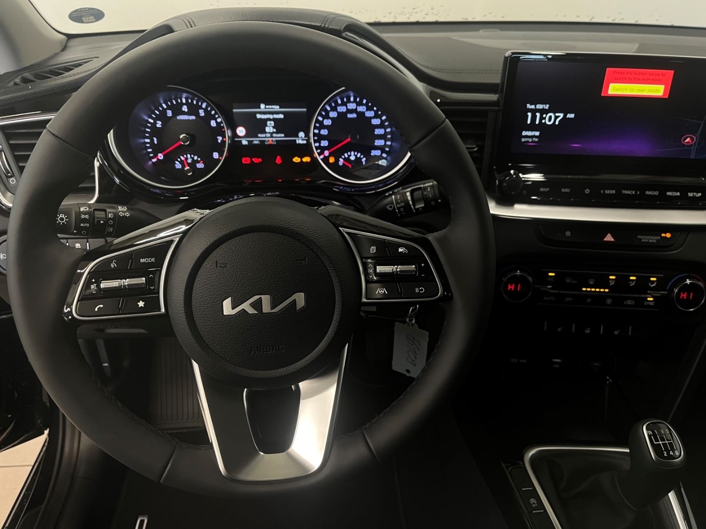 Fahrzeugabbildung Kia Ceed_sw Vision 1.4 Tempomat Kamera Navi DAB