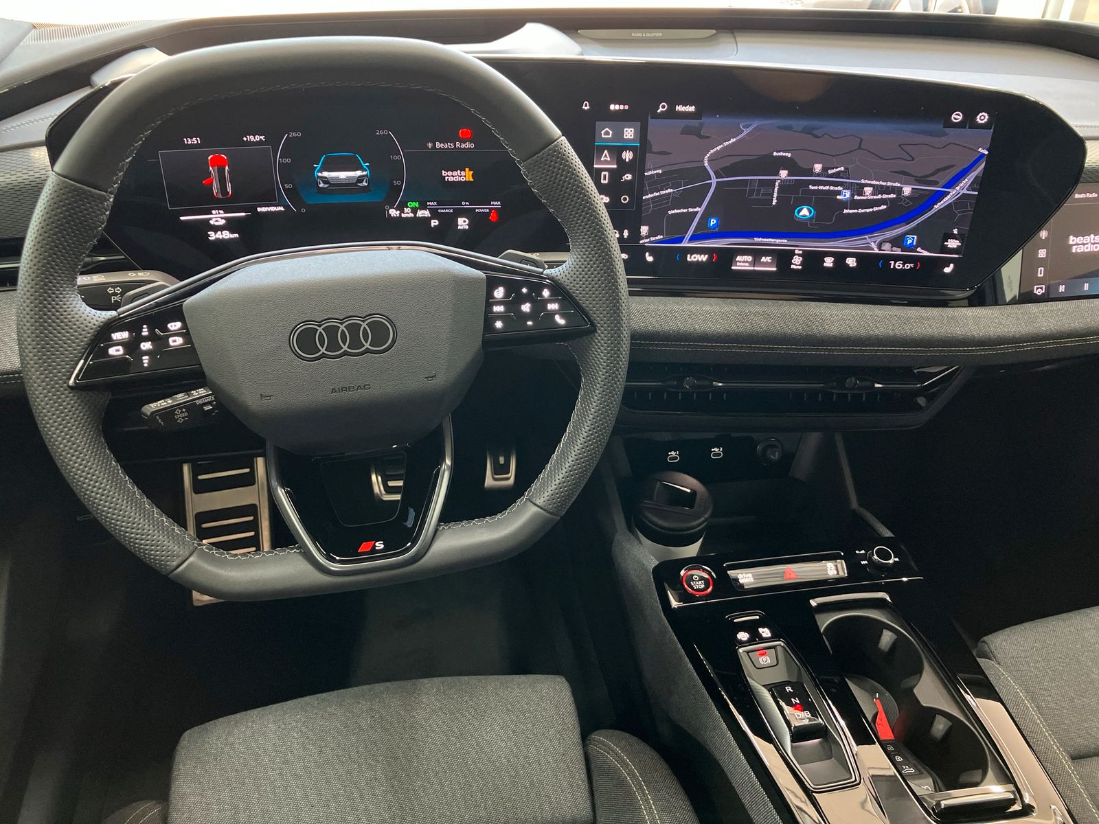 Audi A6 - Bild 16