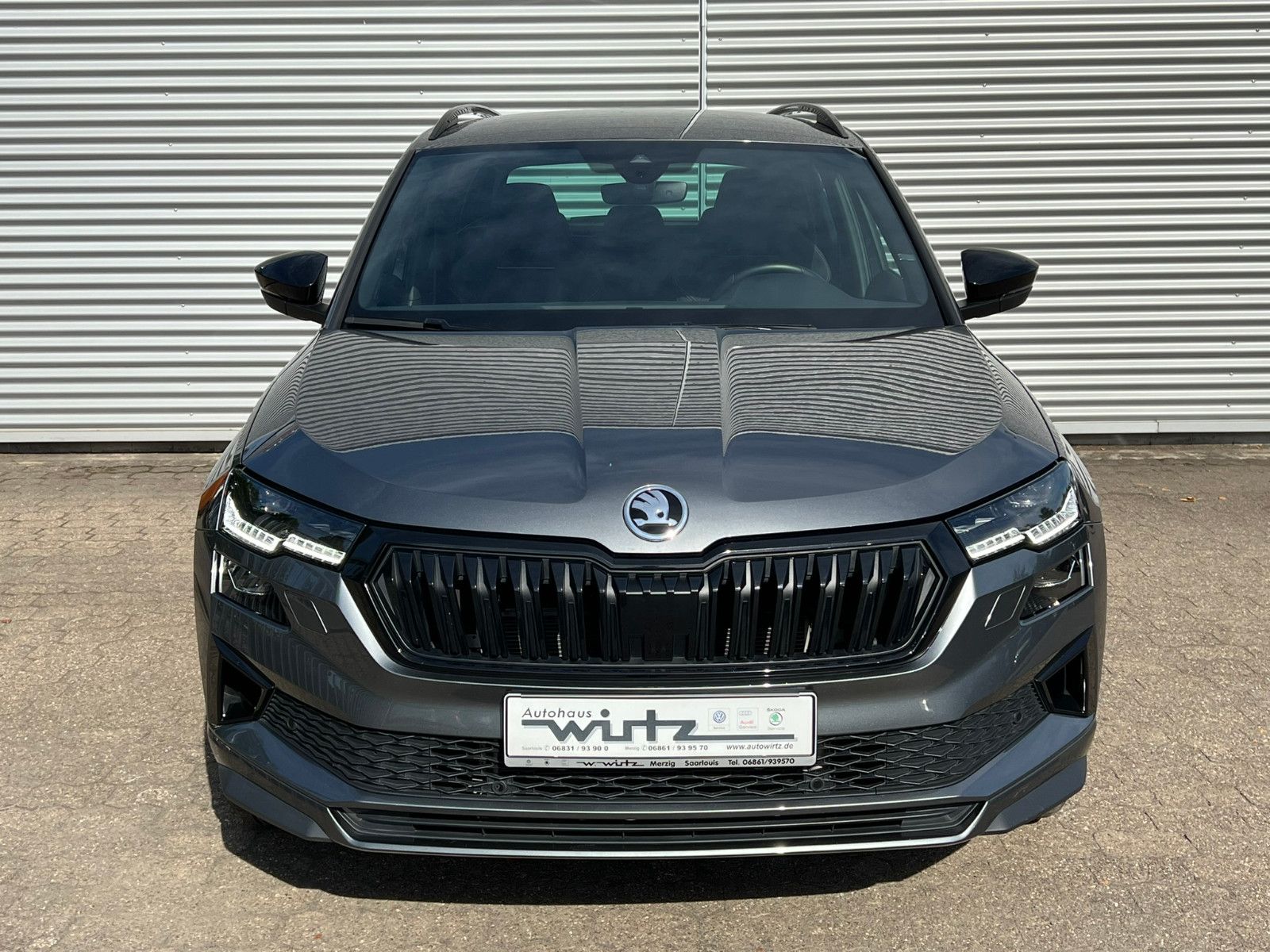 Fahrzeugabbildung SKODA Karoq Sportline 1.5 TSI Navi LED ACC